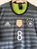 Deutschland Auswärtstrikot 2015/16 - Özil #8 (XXL)
