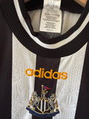 Newcastle United 1997/99 Home Shirt (M)