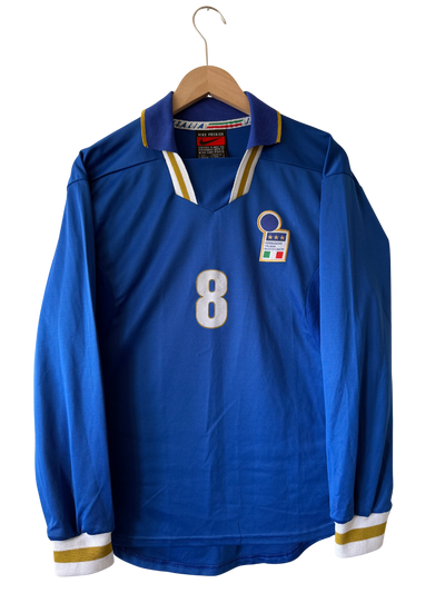 Italy 1996 Player Issue Home Shirt L/S #8 (L)