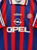 Bayern Munich 1995/97 Home Shirt - Vintage Football Shirt |  Front close up