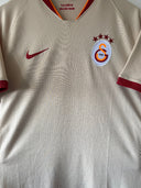 Galatasaray 2019/20 Away Shirt Feghouli #89 AJ5536-248 | Close up