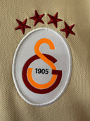 Galatasaray 2019/20 Away Shirt Feghouli #89 AJ5536-248 | Close up badge