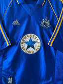 Newcastle United 1998/99 Away Shirt Adidas 02640 | Close up
