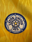 Original Leeds United 1989/91 Away Shirt Umbro size L | Close up badge